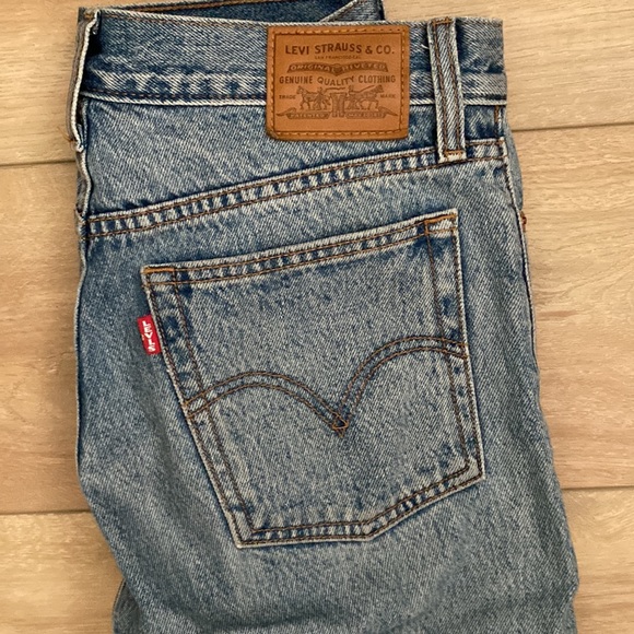 Levi wedgie jeans in Shut Up wash - Picture 5 of 7